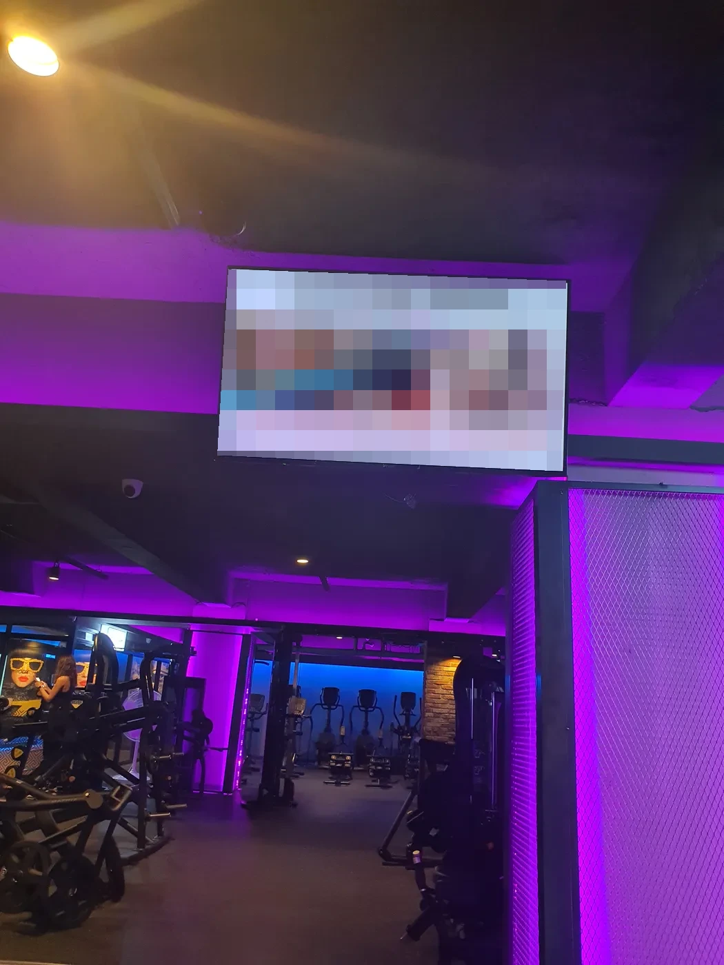 부르스타짐 석계점 내부 2