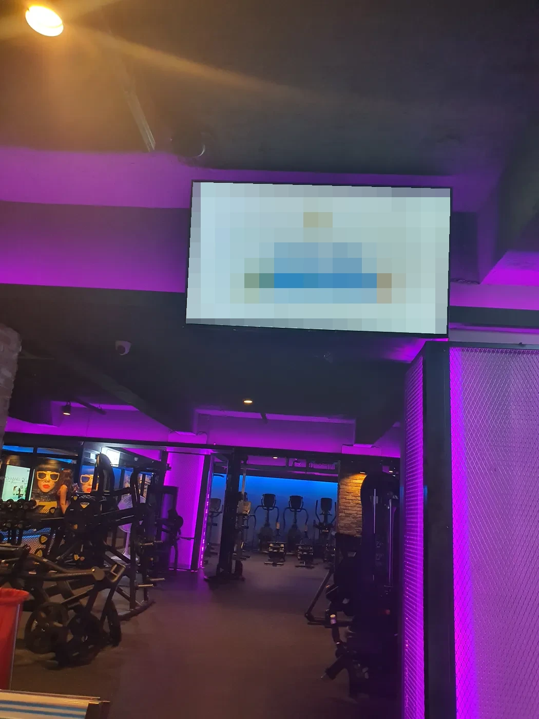 부르스타짐 석계점 내부 3